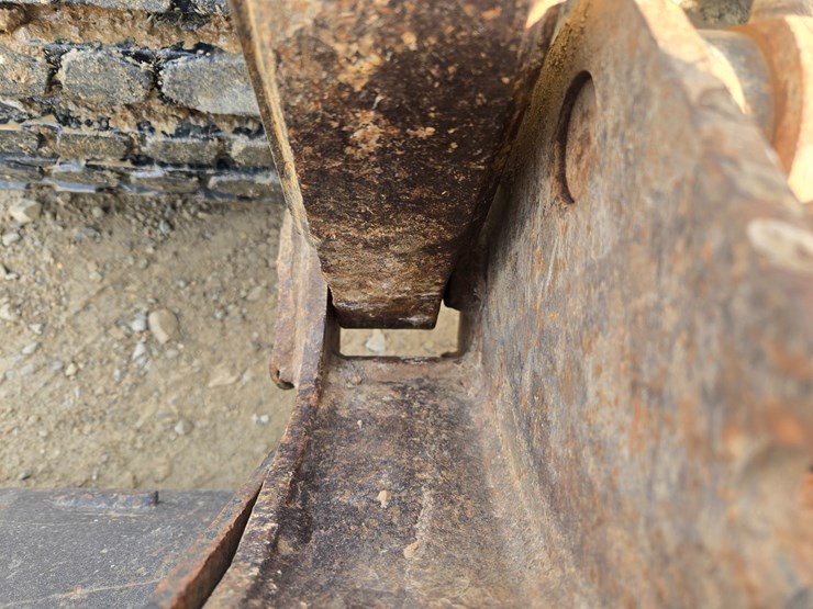 caterpillar-287c-image-75