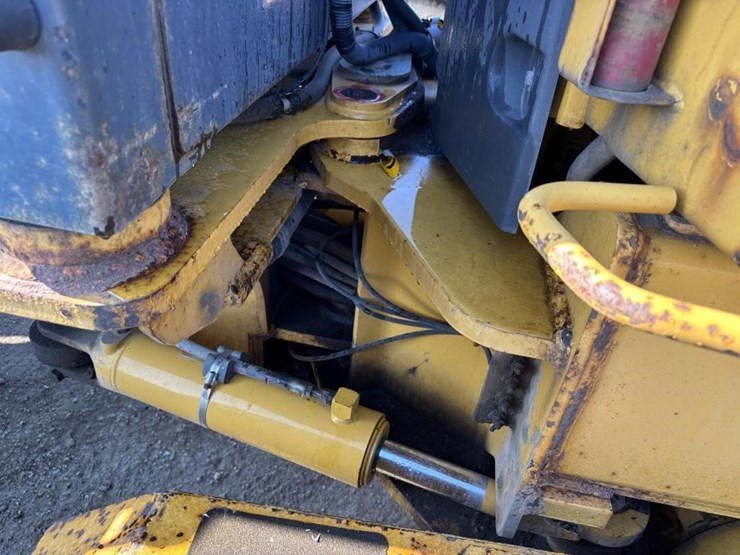 2008-deere-772d-image-39