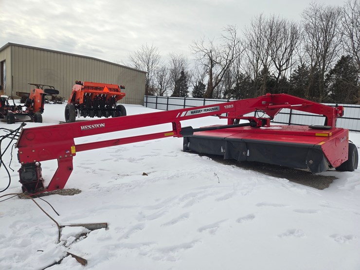 massey-ferguson-1383-image-3