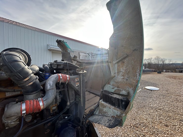 2001-kenworth-t800-image-71