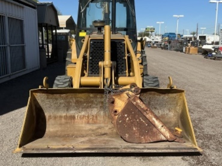 john-deere-310d-image-3