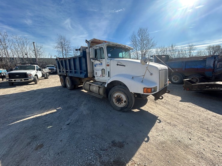 1994-international-9400-image-39