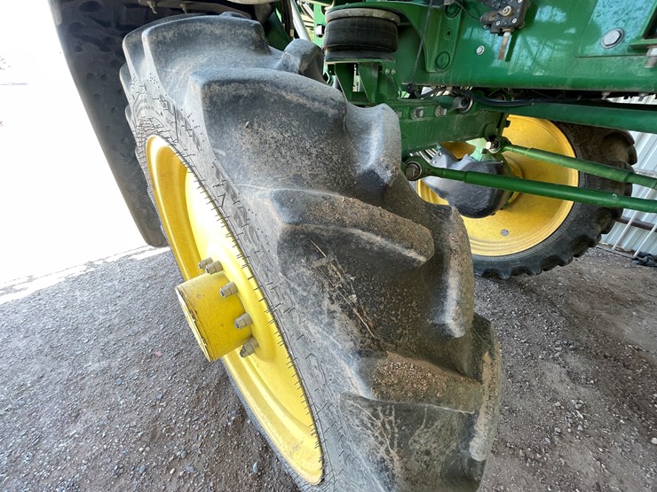 2019-john-deere-r4023-image-17