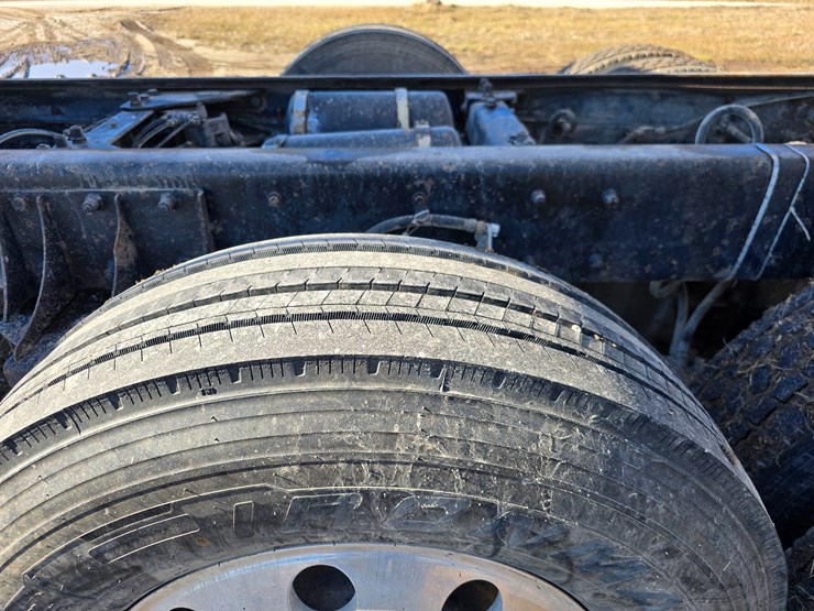 1999-kenworth-t800-image-53