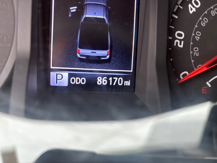 2022-toyota-tacoma-image-13