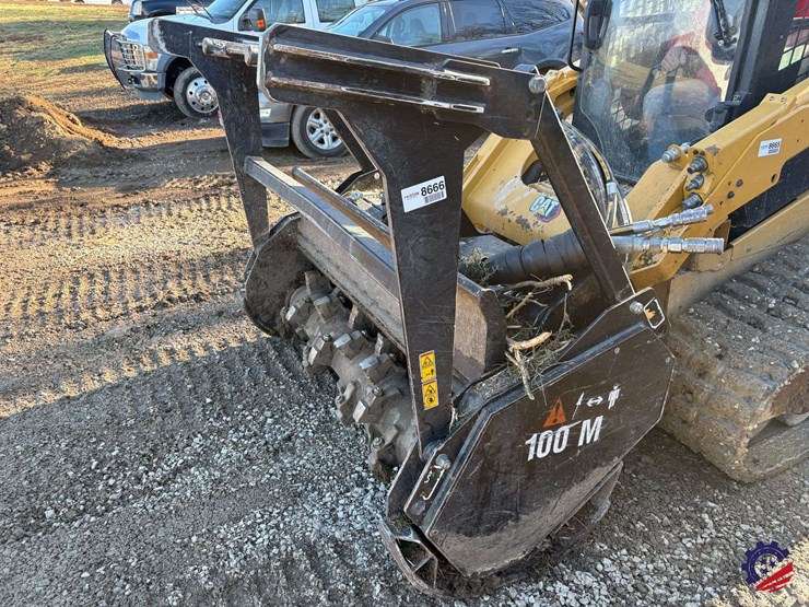 cat-hm315c-mulcher-attachment-image-2