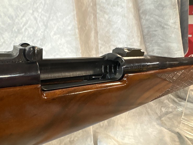 #2763-•-weatherby-mark-v-300-win-mag-bolt-action-rifle,-sn:-h184200-image-13