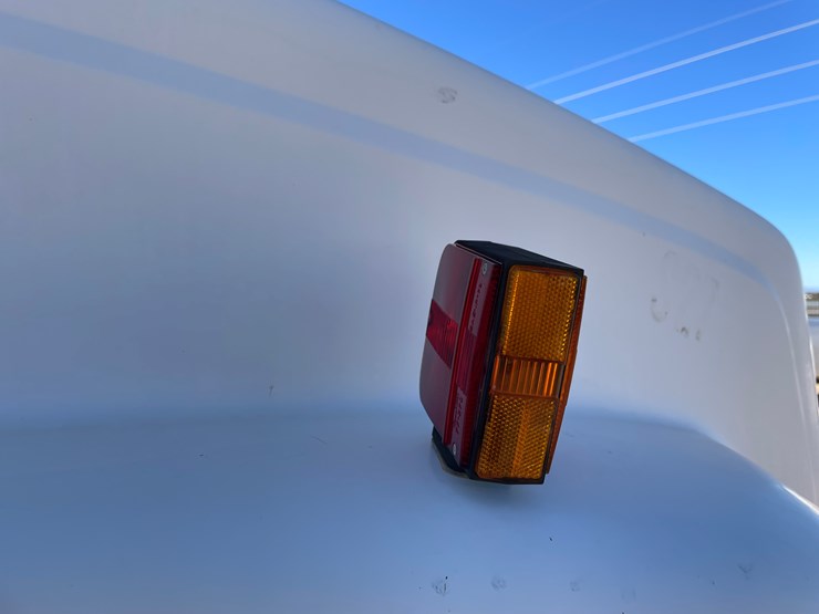 1996-freightliner-fl80-image-46