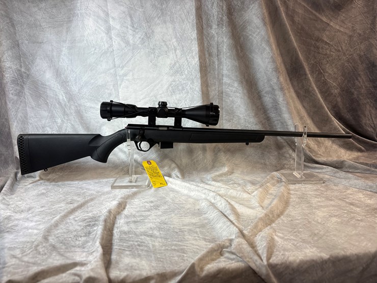 #2757-•-mossberg-model-817-17-hmr-bolt-action-rifle,-sn:-hv14737744-image-1