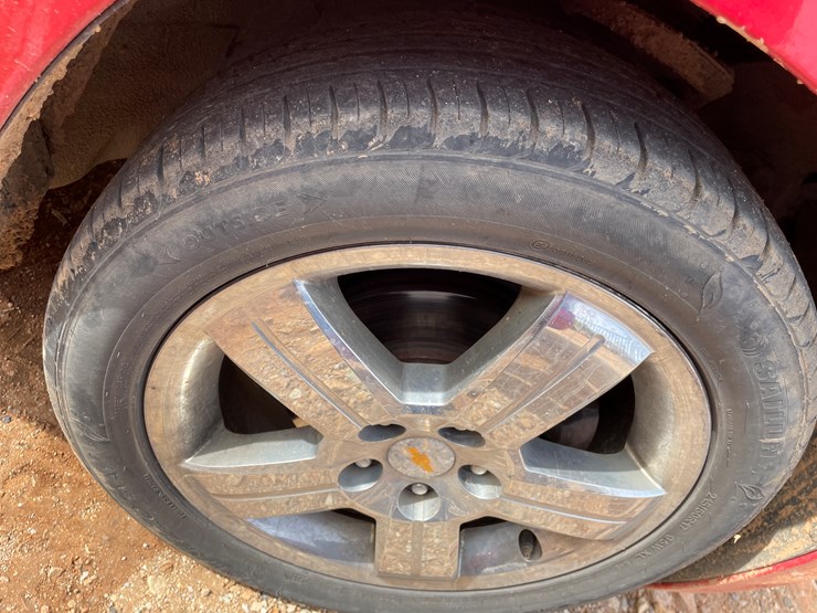 2011-chevrolet-hhr-image-24