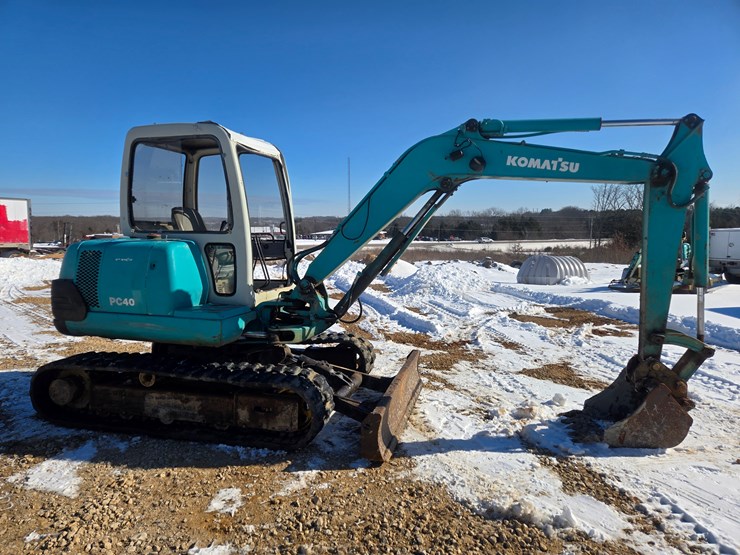 komatsu-pc40-image-22