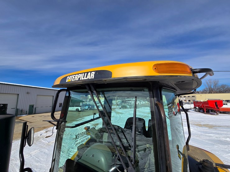 2003-challenger-mt855-image-94