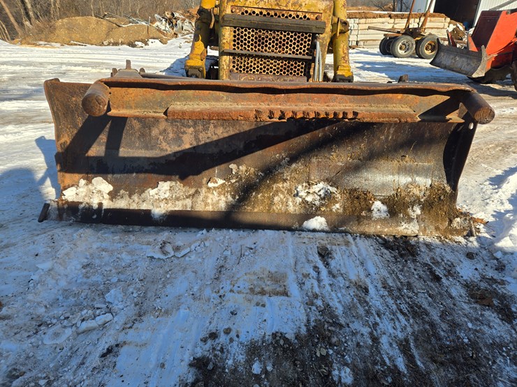 caterpillar-d6b-image-75