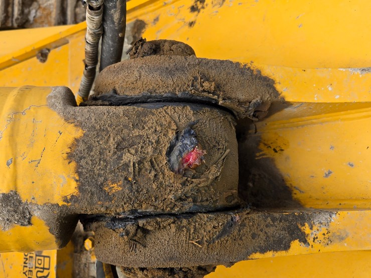 2004-deere-655c-image-113