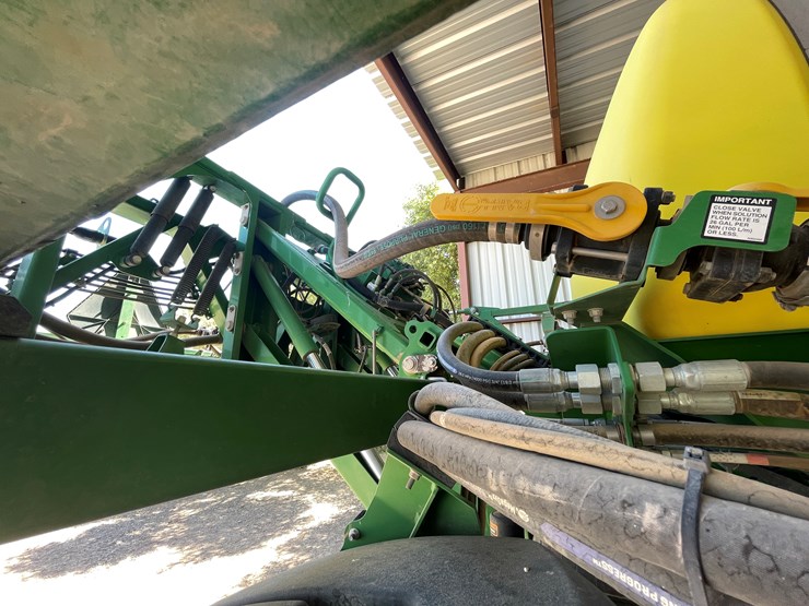 2019-john-deere-r4023-image-15