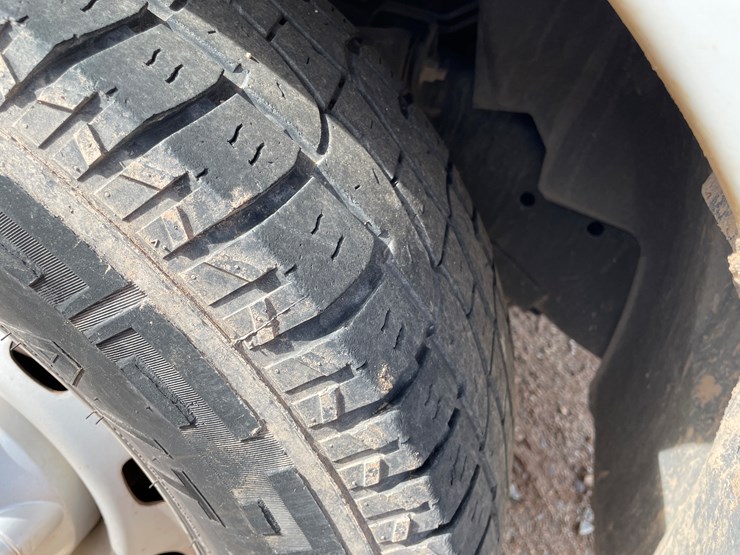 2012-dodge-2500-image-43