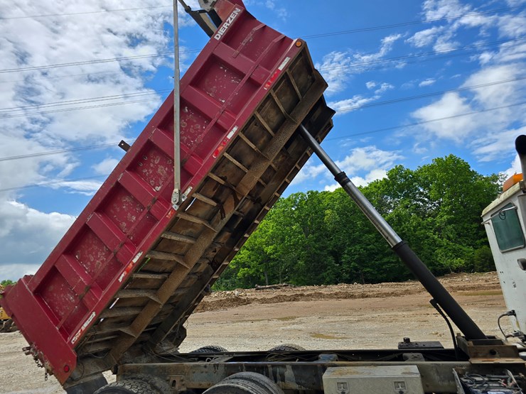 1998-international-9200-image-86