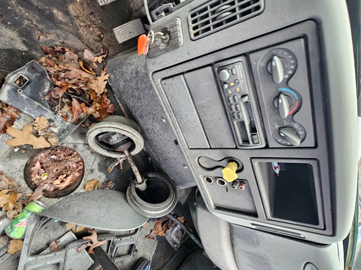 2004-international-durastar-4300-image-22