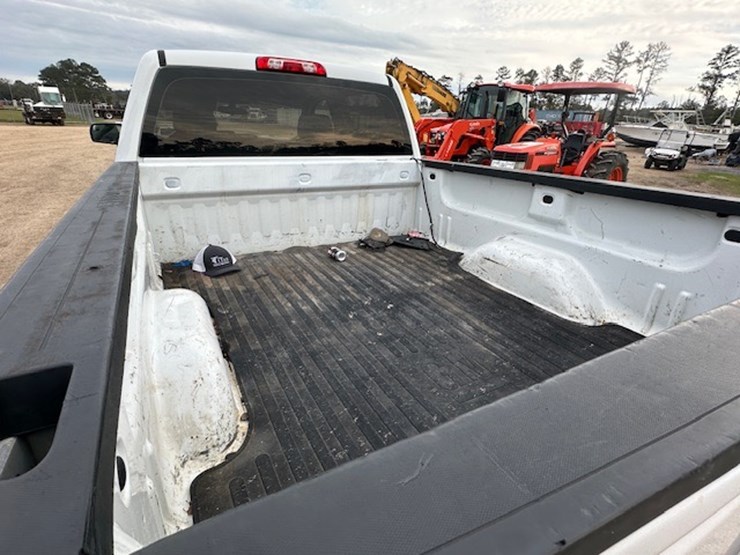 2016-chevrolet-k1500-image-10