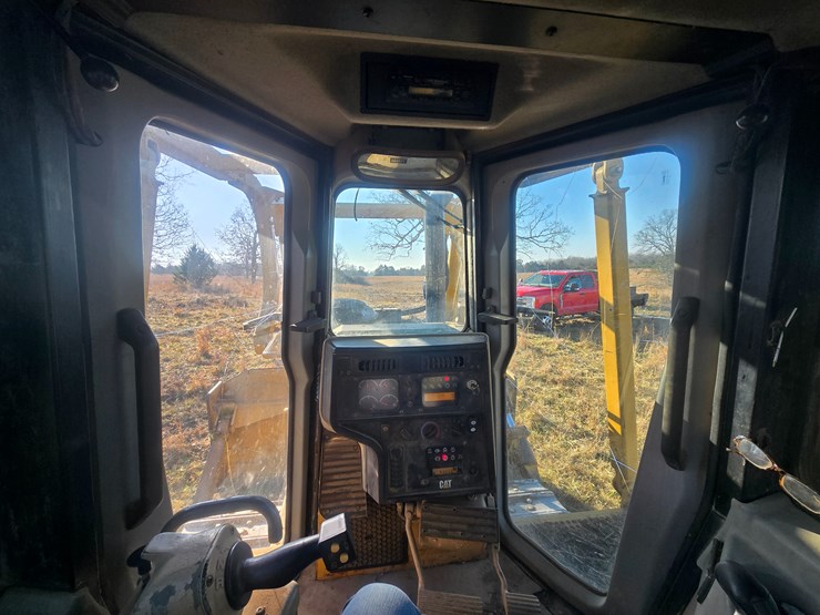 2002-caterpillar-d6r-image-43