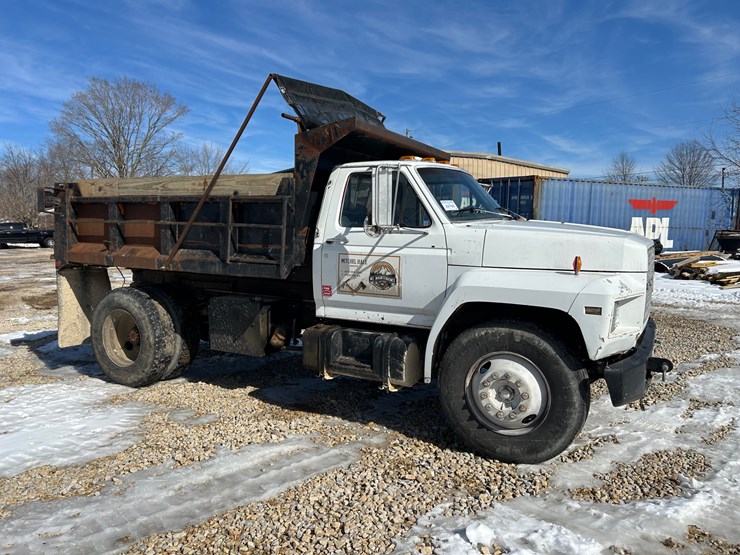 1984-ford-f700-image-20