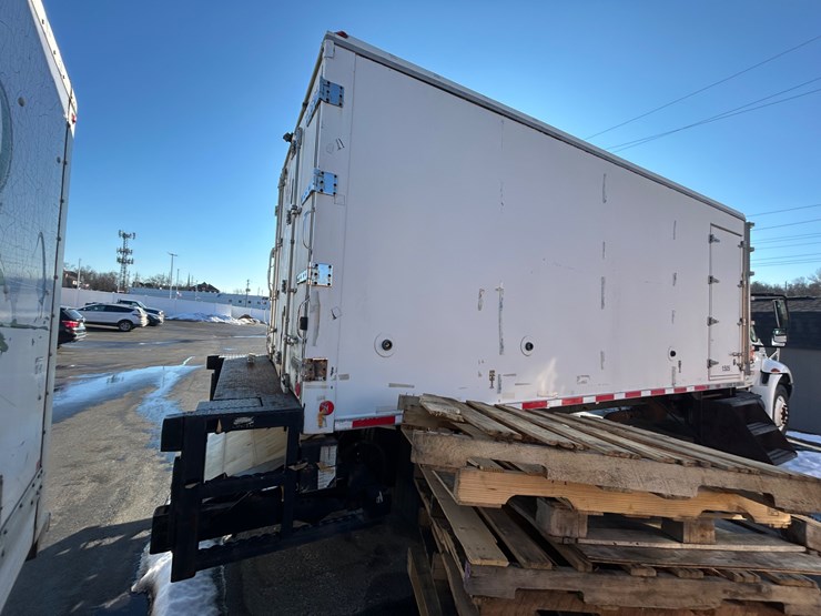 2010-international-durastar-4300-image-10