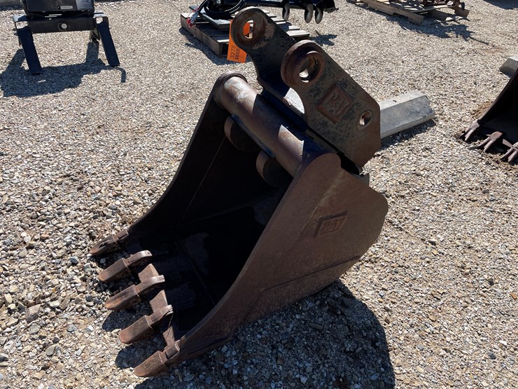 #3278-•-backhoe-buckets-image-3