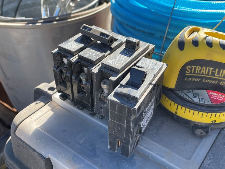 #3135-•-lot-3135-image-44