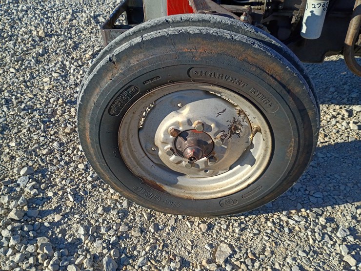 1983-massey-ferguson-240-image-54