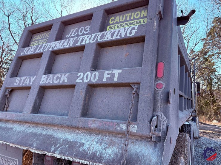 1999-peterbilt-357-image-35