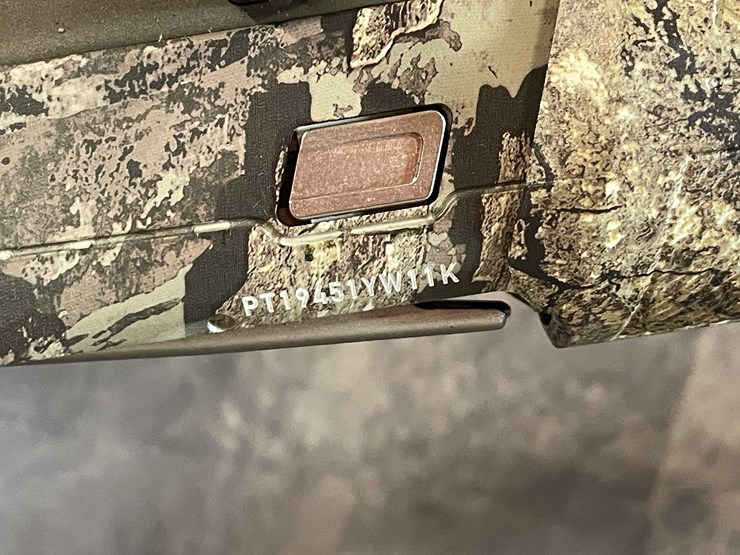 #2379-•-winchester-sx4-12-ga.-semi-auto-shotgun,-sn:-pt19451yw11k-image-15