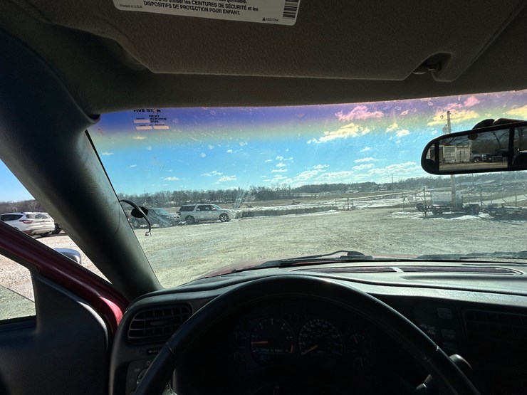 2003-chevrolet-s10-image-65