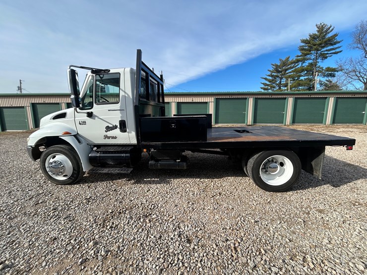 2007-international-durastar-4300-image-6