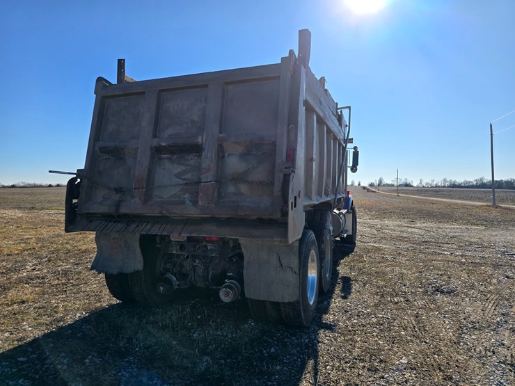 1999-kenworth-t800-image-13