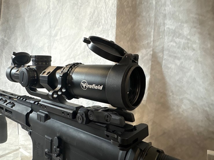 #2759-•-diamondback-db15-556-nato-semi-auto-rifle-,-sn:-db2645013-image-12