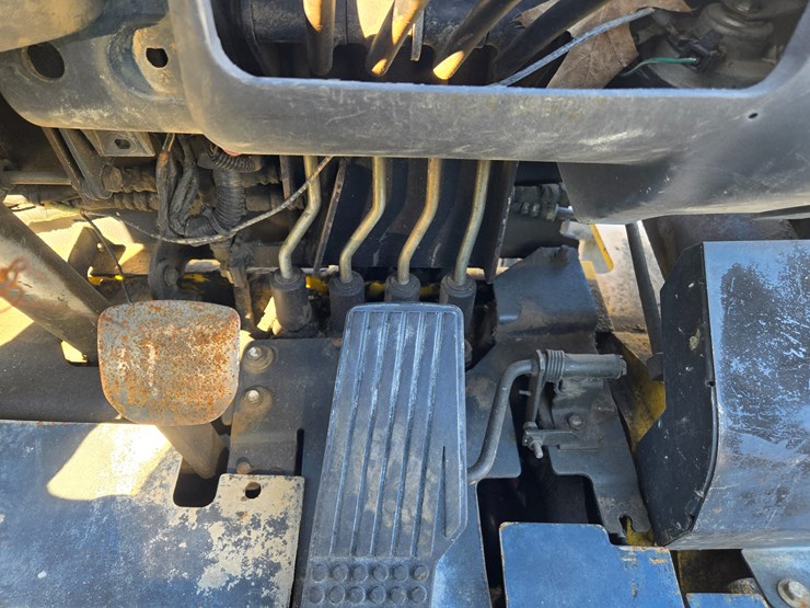 komatsu-fd45t-8-image-45