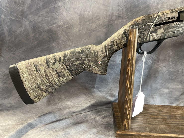 #2379-•-winchester-sx4-12-ga.-semi-auto-shotgun,-sn:-pt19451yw11k-image-7