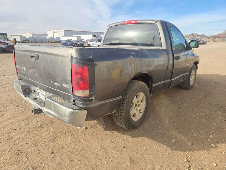 2004-dodge-ram-1500-image-10