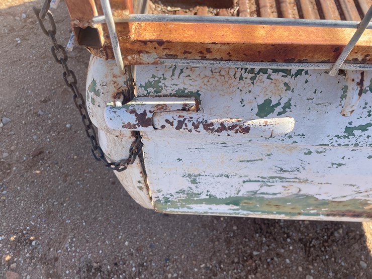 #3299-•-lot-3299-image-12