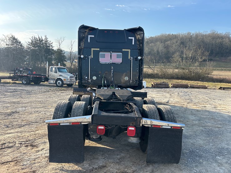 2005-western-star-4900-image-4