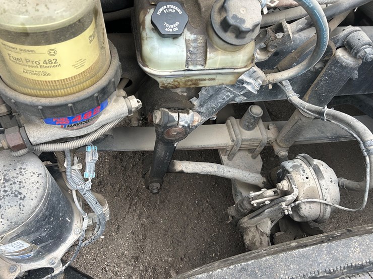 2015-freightliner-cascadia-125-image-49