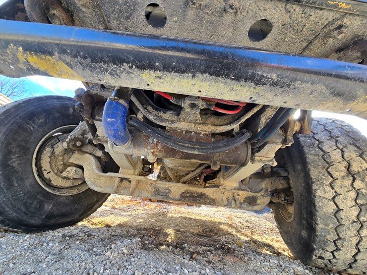 2005-caterpillar-c9-image-28