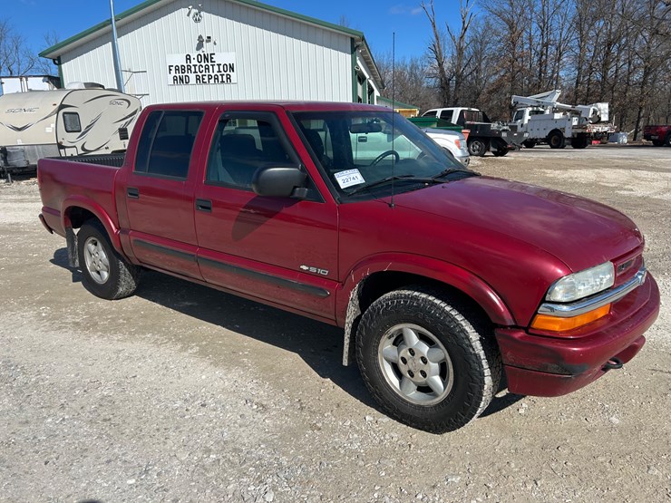2003-chevrolet-s10-image-18