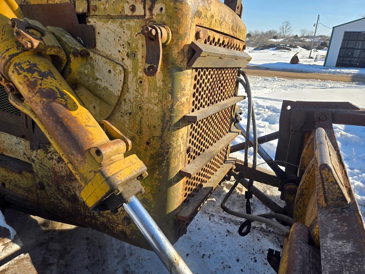 caterpillar-d6b-image-89