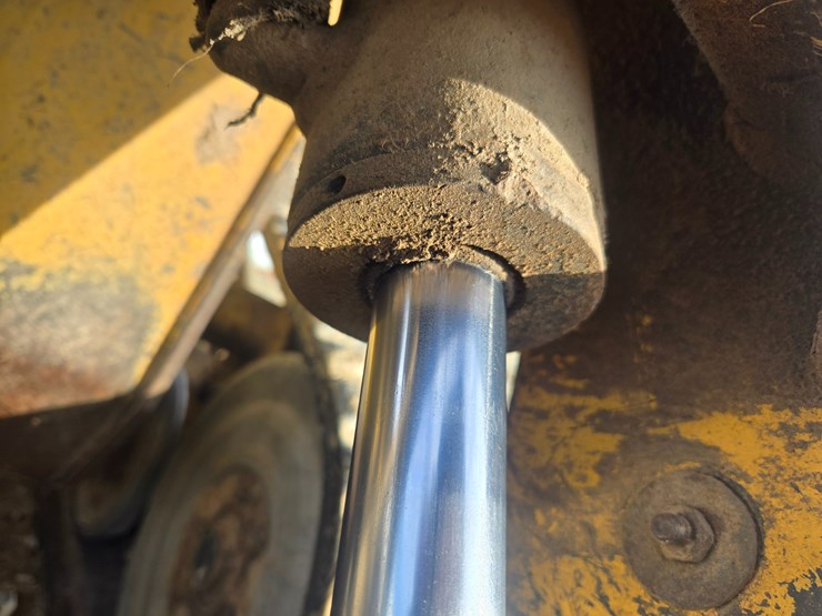 caterpillar-287c-image-70