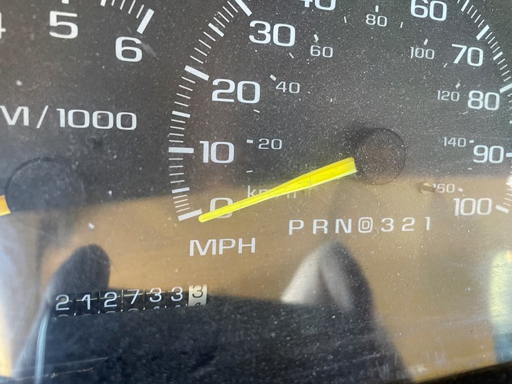 1997-chevrolet-k2500-image-21