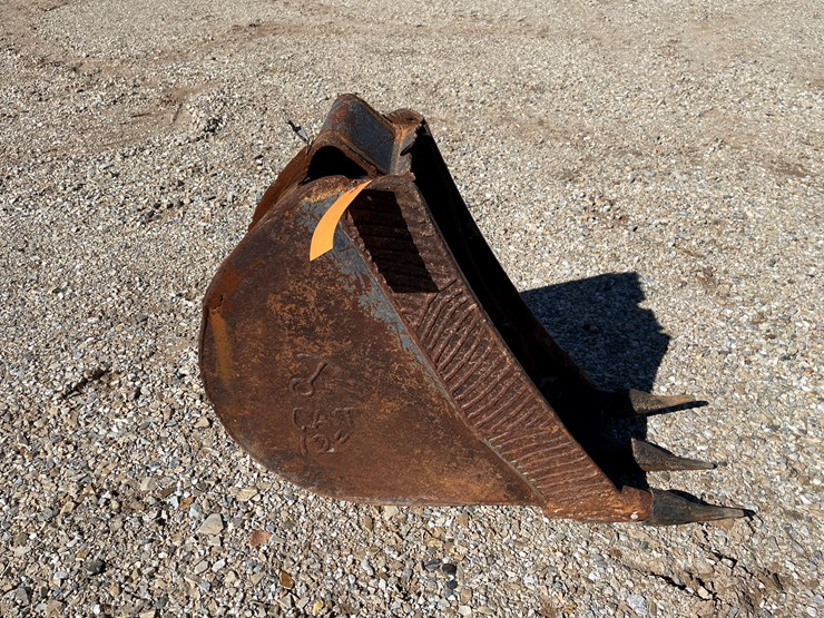 #3278-•-backhoe-buckets-image-56
