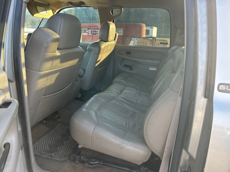 2002-gmc-1500hd-image-10