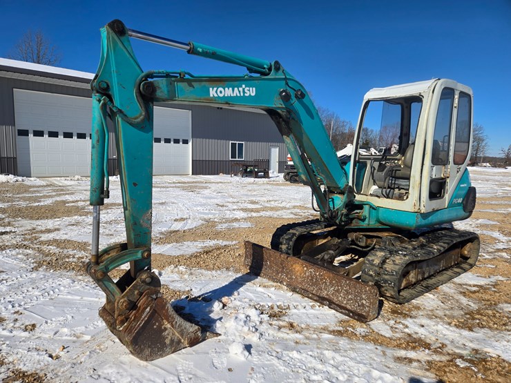 komatsu-pc40-image-6