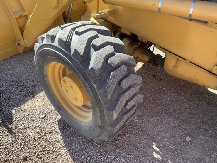 john-deere-310d-image-9